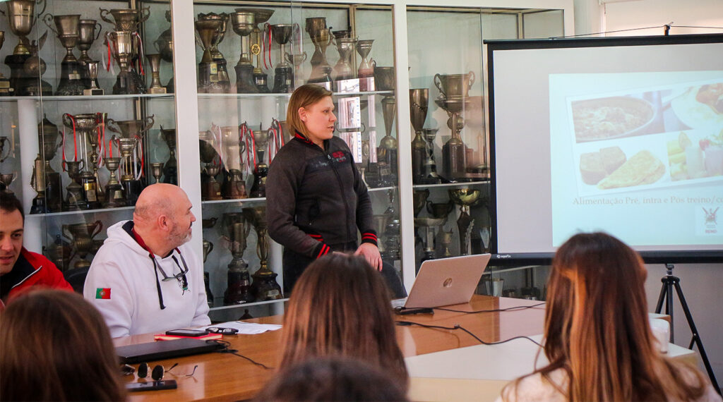 PALESTRA “NUTRIÇÃO NA COMPETIÇÃO DESPORTIVA”