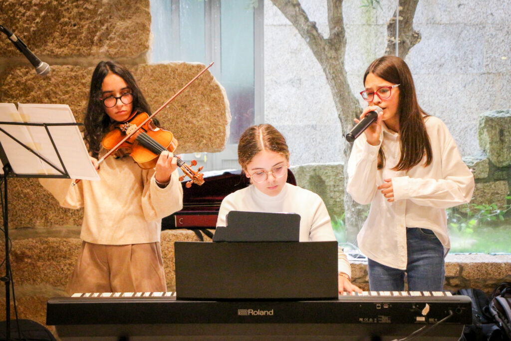 PRÉ-APRESENTAÇÃO DO HINO DO CLUBE FLUVIAL VILACONDENSE
