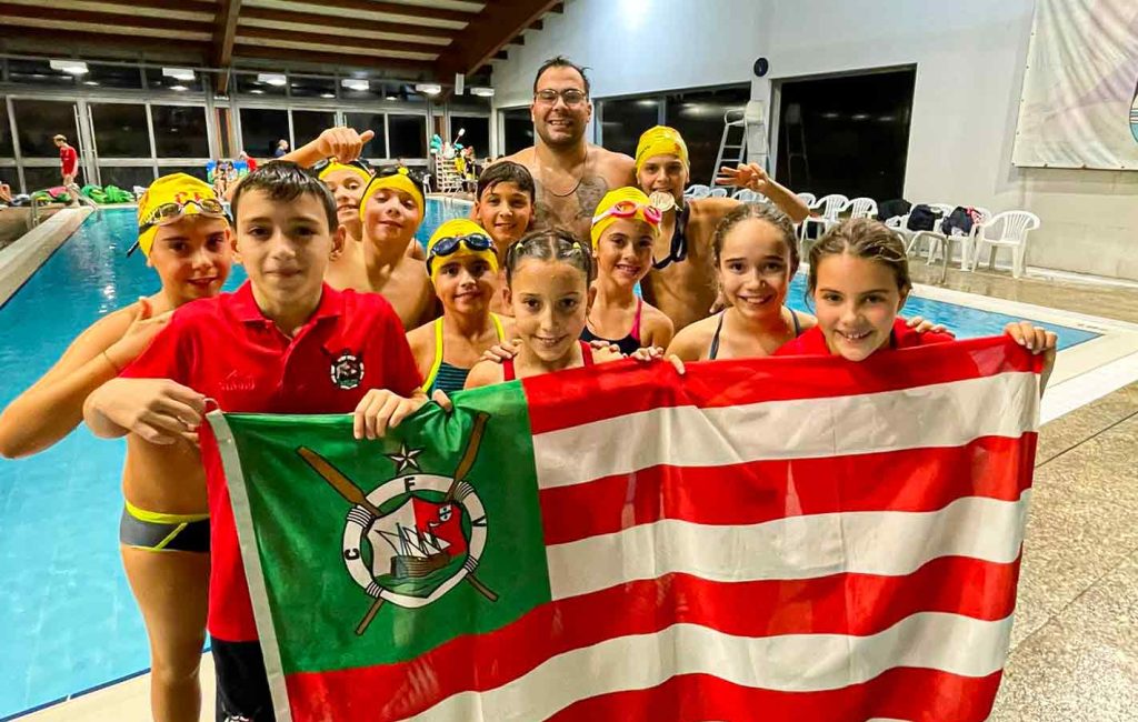 2º LUGAR COLETIVO NO TORNEIO VIANA NATAÇÃO 2023